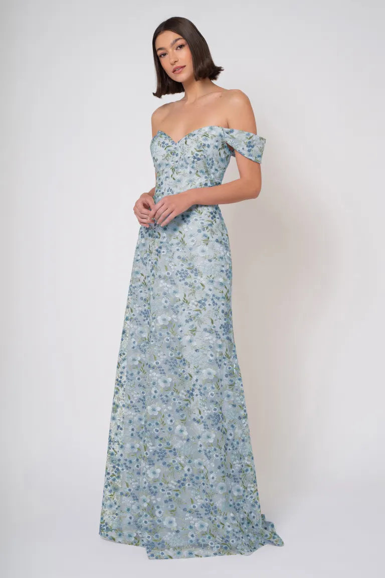 Reina Ophelia Embroidery by Jenny Yoo
